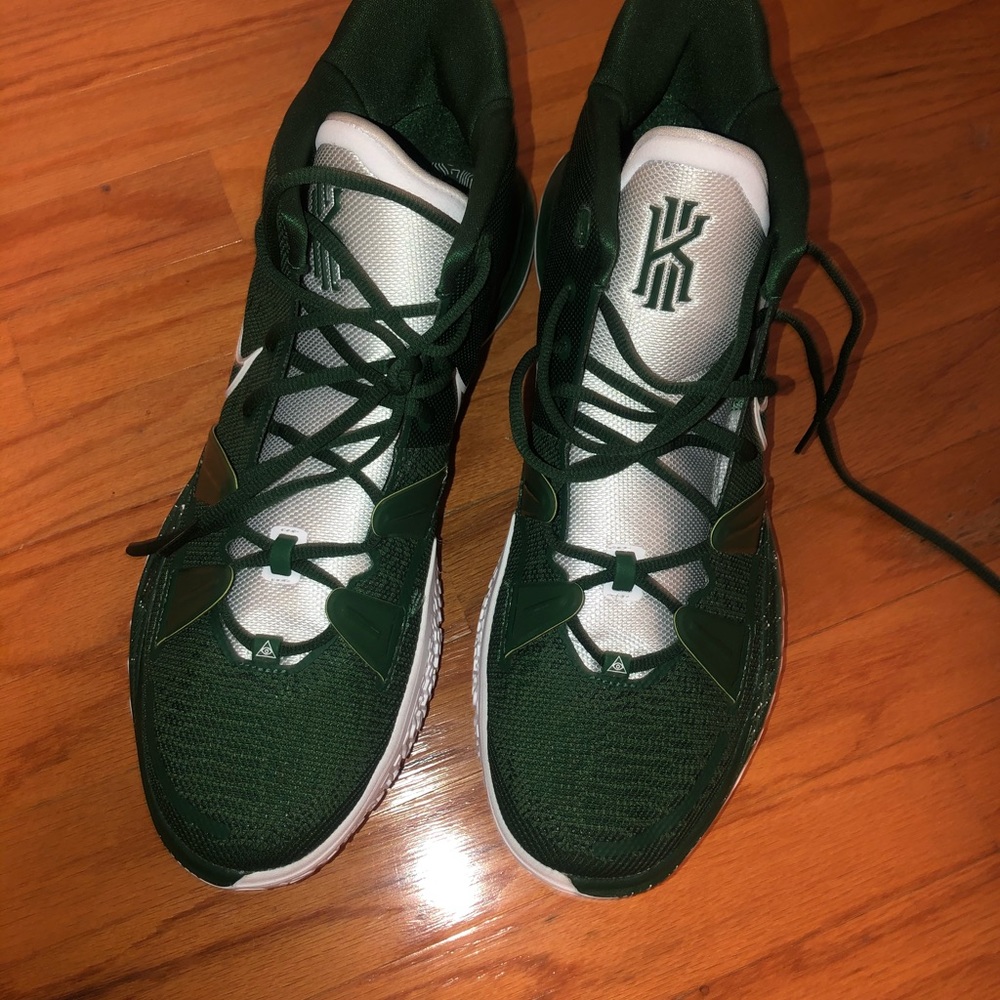 Kyrie 7 TB 'Gorge Green' Nike Basketball Sneakers